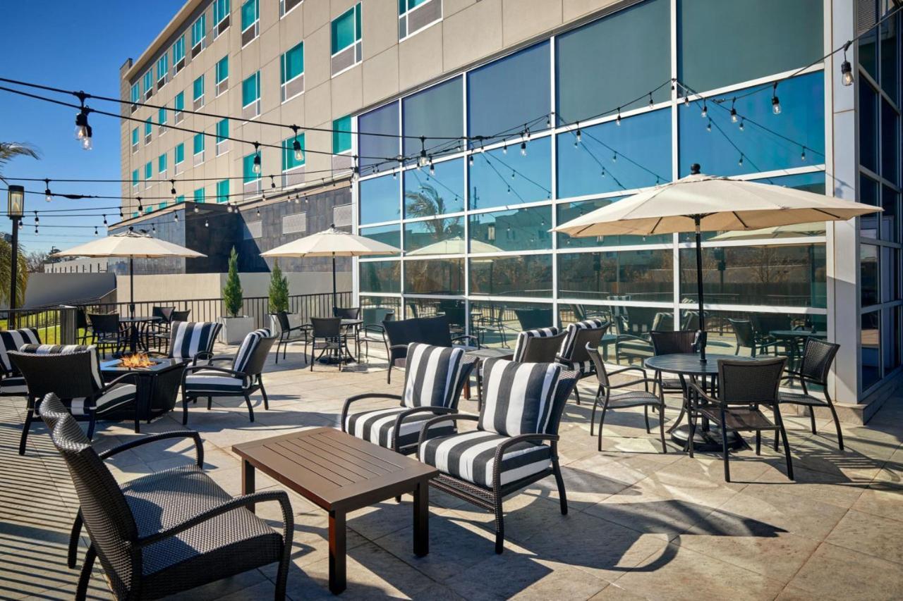 Four Points By Sheraton Houston Intercontinental Airport Exterior foto